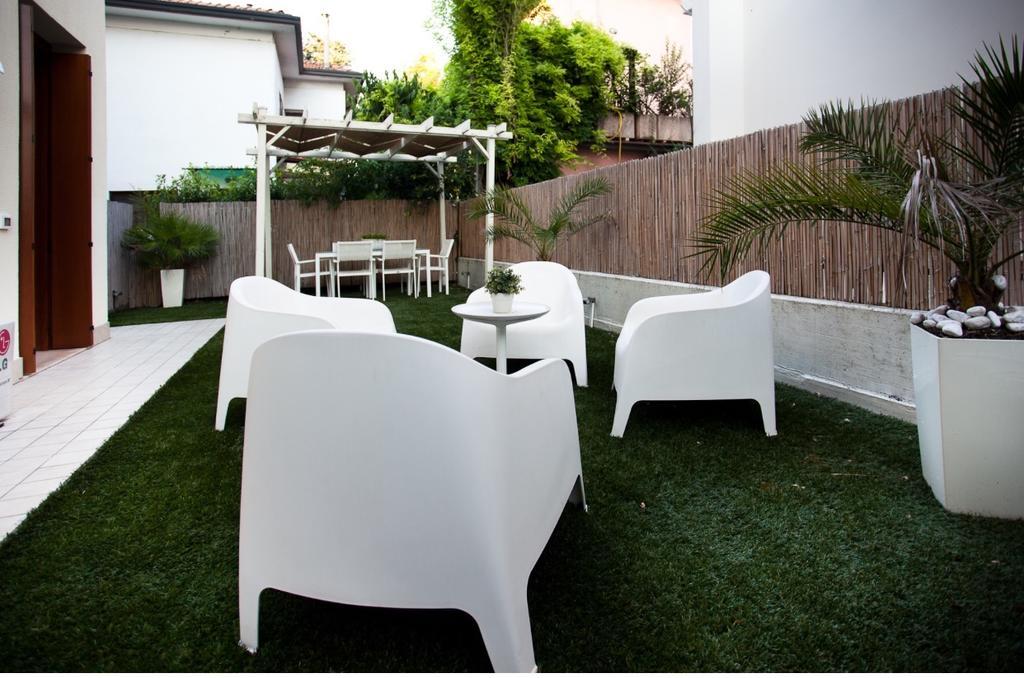 Casa Mia Apartment Desenzano del Garda Bagian luar foto