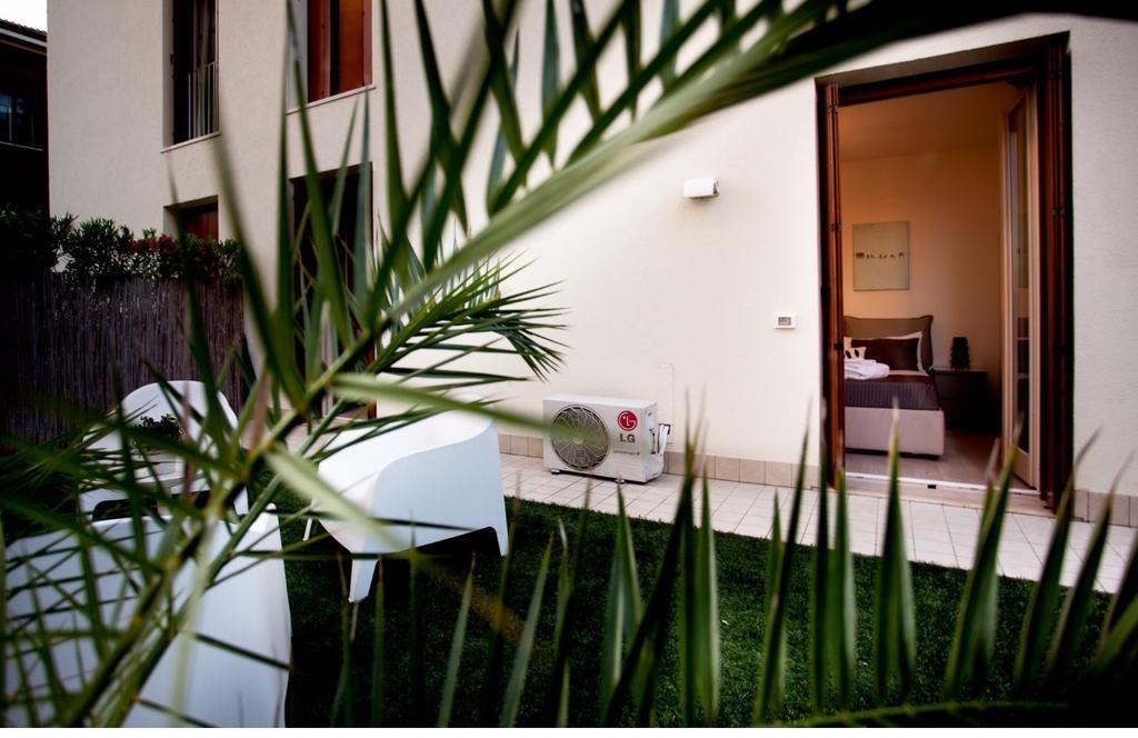 Casa Mia Apartment Desenzano del Garda Bagian luar foto