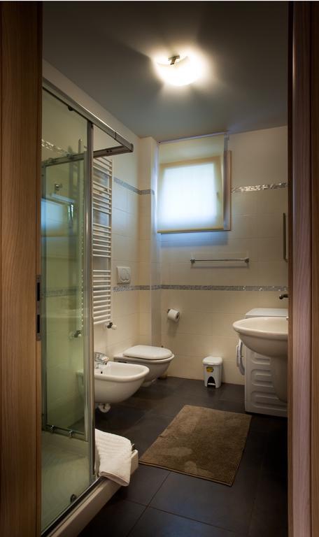 Casa Mia Apartment Desenzano del Garda Bagian luar foto