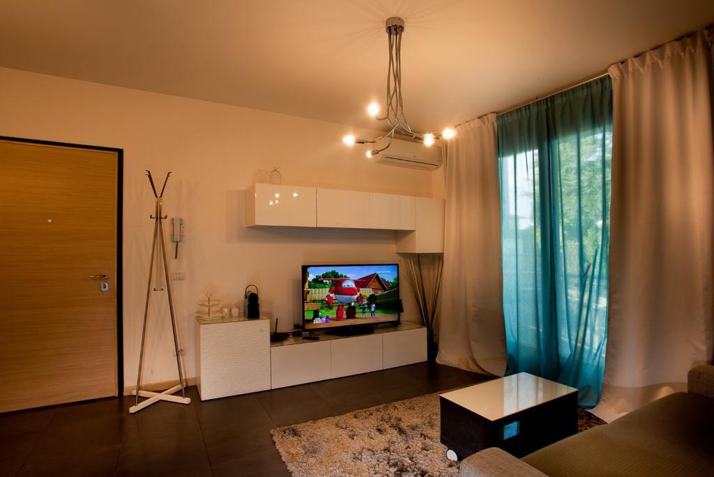 Casa Mia Apartment Desenzano del Garda Bagian luar foto