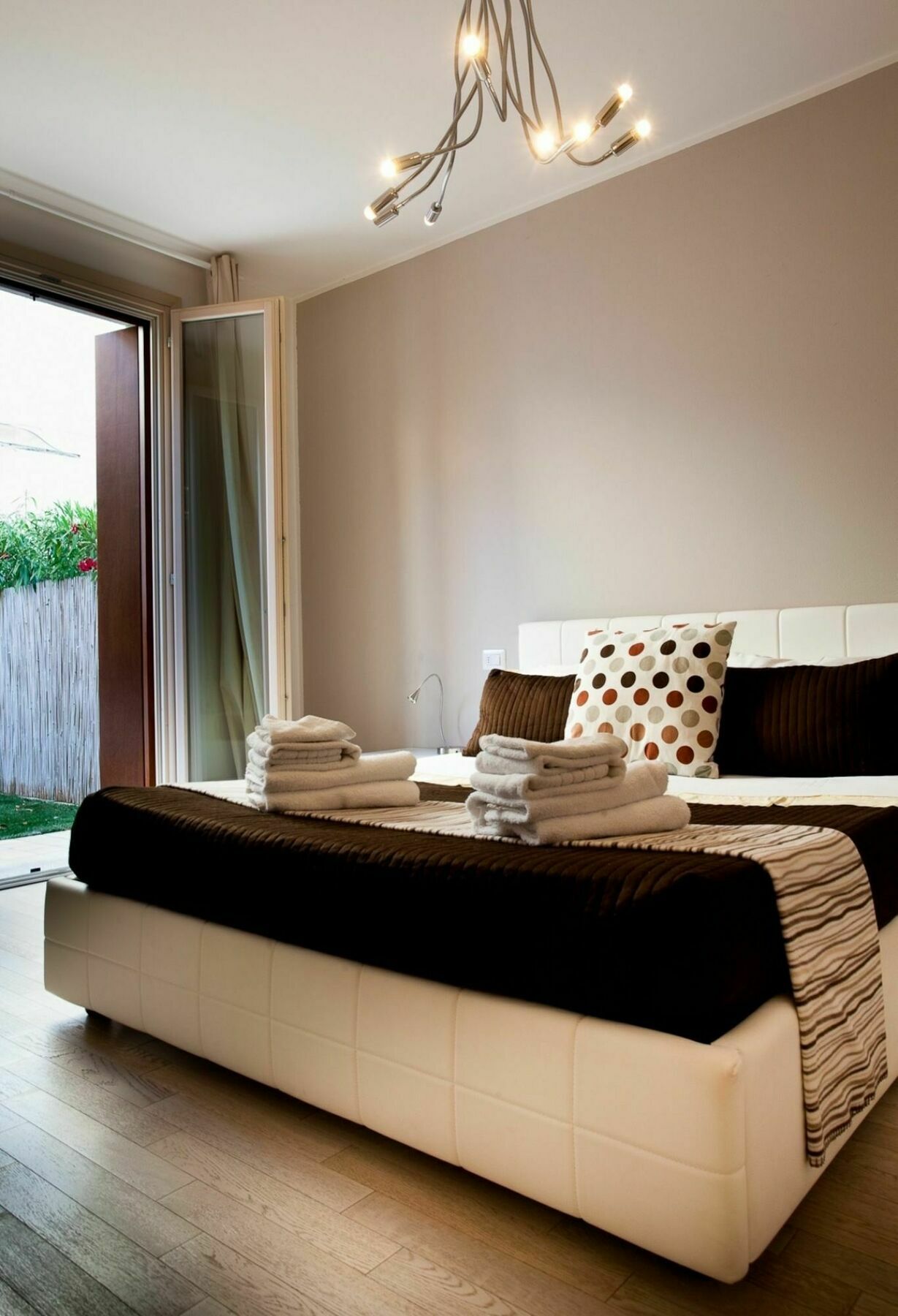 Casa Mia Apartment Desenzano del Garda Bagian luar foto